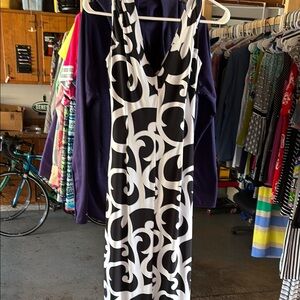 Elegant Black and White Patterned Dress